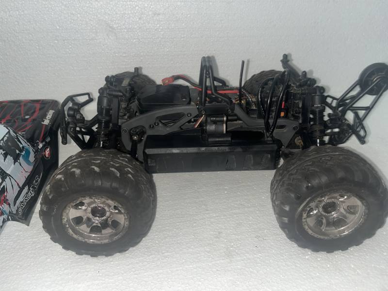 HPI Savage XS Flux