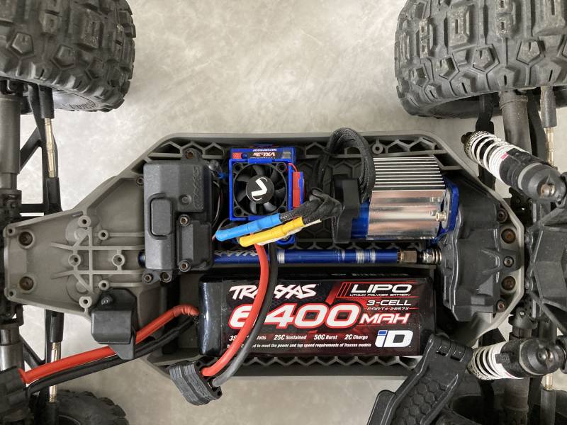 Traxxas Rustler 1:10 VXL 4WD