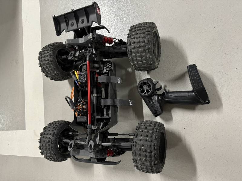 Arrma Outcast 4S V2