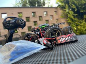 Traxxas E-revo VXL 1/16 (RPM set) + baterie