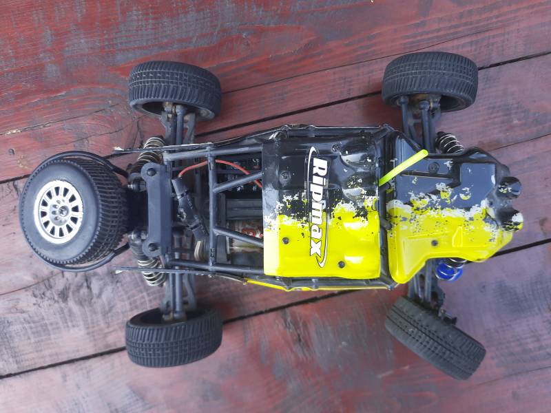 RIPMAX COYOTE 4WD DESERT BUGGY 1:18