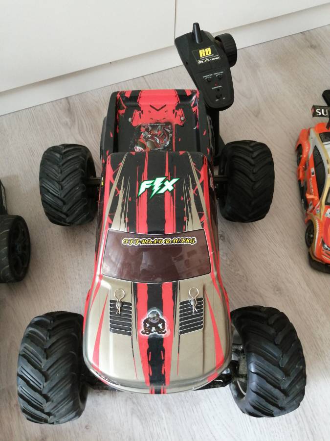 2 x RC model auta