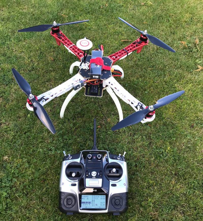 DJI F450 Combo s GPS, Graupner MX12