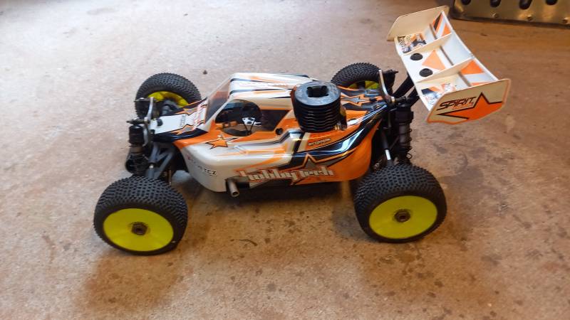 RTR buggy 1:8 Hobbytech