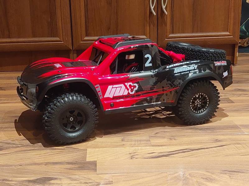 TRAXXAS UDR klon SCALE SCT Gyro