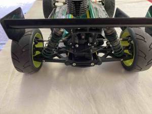 Prodám Buggy 1:8 nová, nitro, včetně vysílače a př