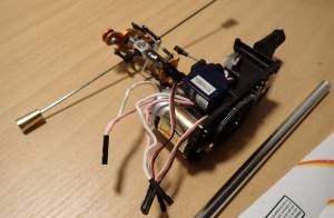 Vrtulník Walkera CB180 -  strojovna