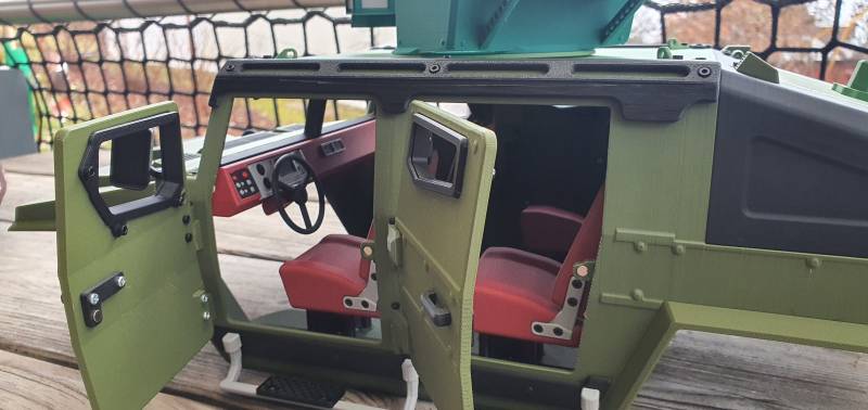 Karoserie URO Vamtac