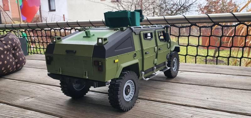 Karoserie URO Vamtac