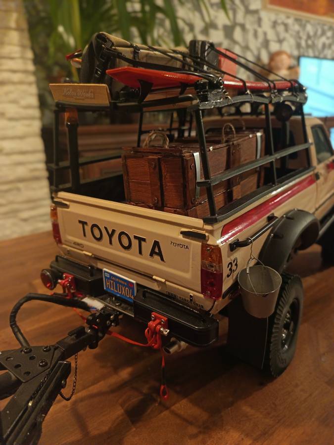 RC Toyota HiLuxHighLift 4x4 Tamyia