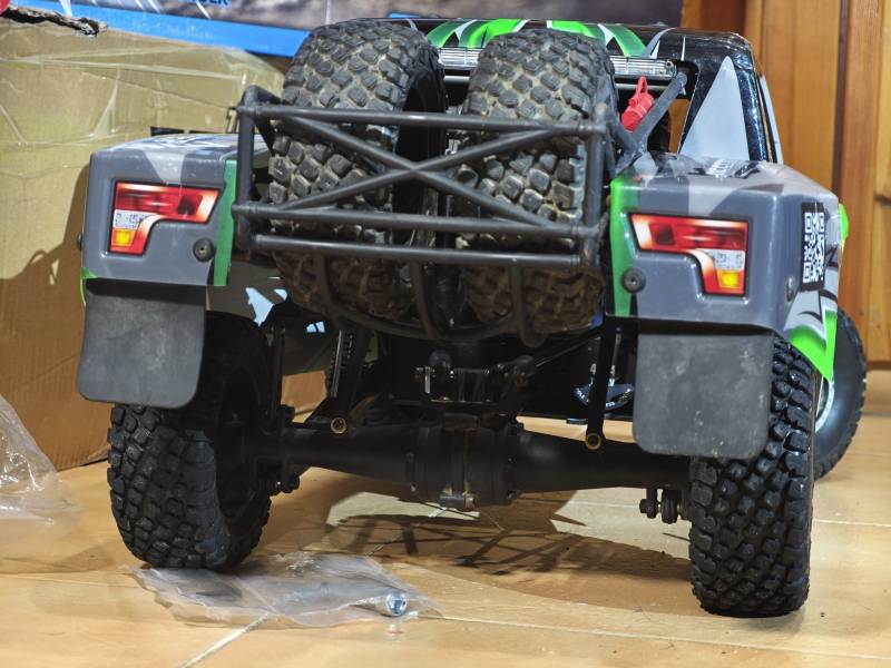 Trophy Truck 1/7 Scale RC Brushless Yikong DF7 v3