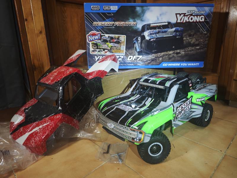 Trophy Truck 1/7 Scale RC Brushless Yikong DF7 v3