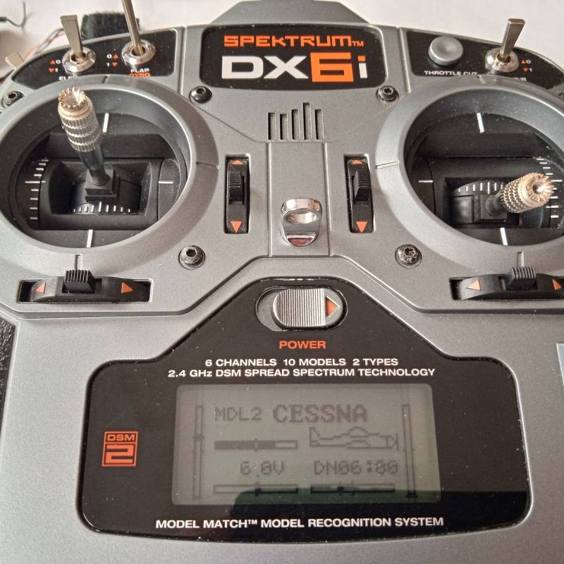 SPEKTRUM Dx6i, 4 přijímače, satelit, příslušenství