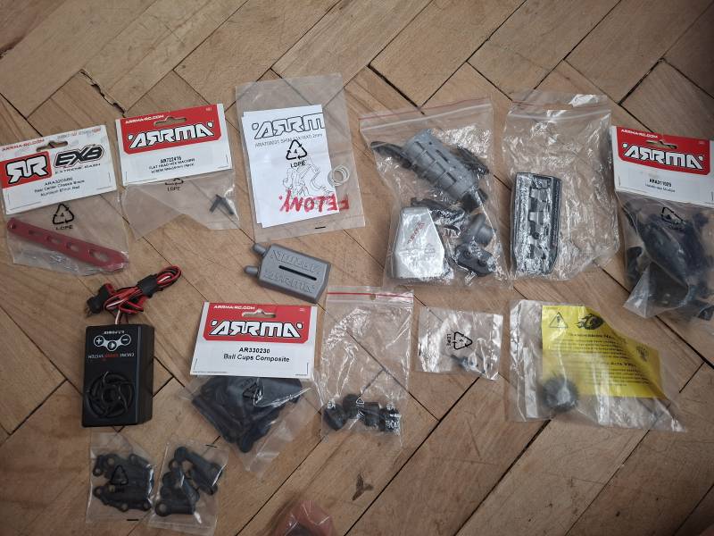 Arrma Fellony 6s 1/7 Resto mod