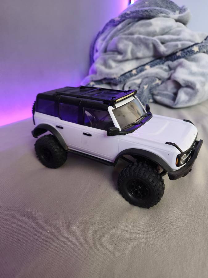 Traxxas TRX4M (Ford Bronco bílá)