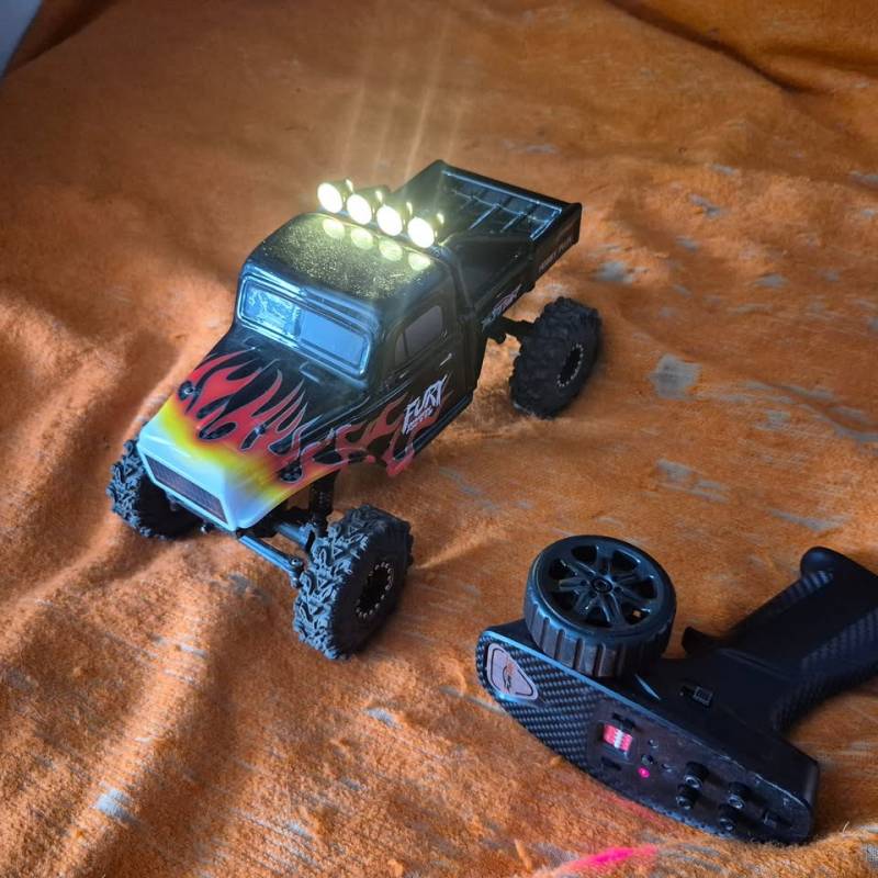 Furitek Furi vagon 1/18 LCG mini crawler