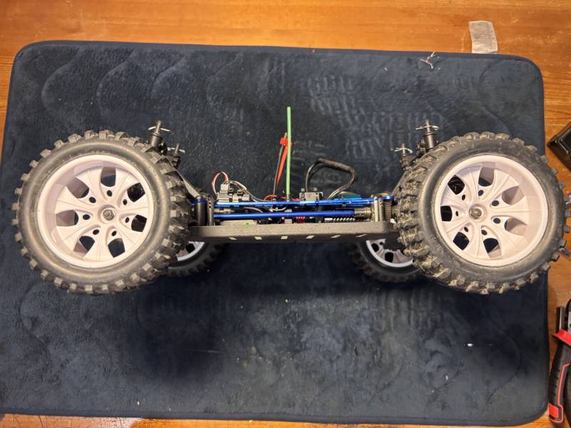 RC auto Himoto Truggy 1:10