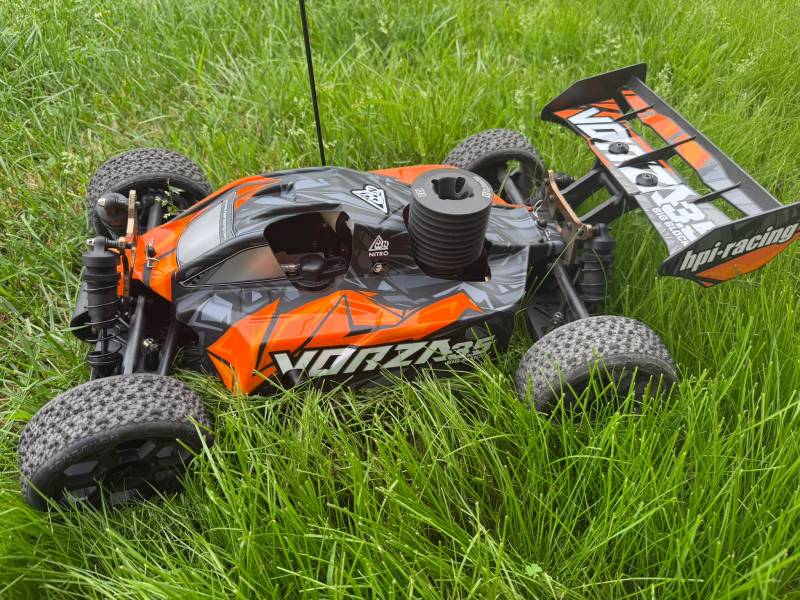 RC auto Vorza Nitro Buggy 3.5