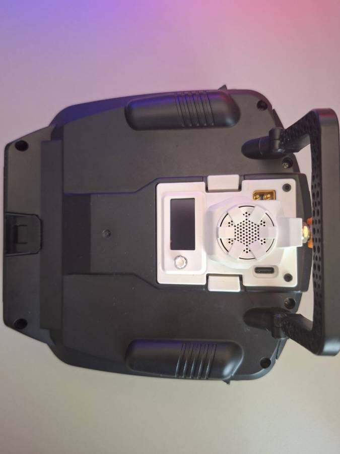 RadioMaster TX12 + BetaFPV ELRS modul - NOVÉ, neli